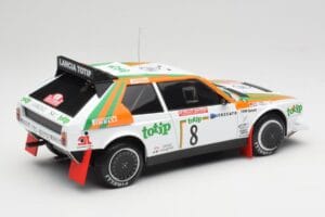 Lancia Delta S4 #8 D. Cerrato / G. Cerri Rally San Remo 1986 IXO 1:18 18RMC133 メタル - 画像 2/6