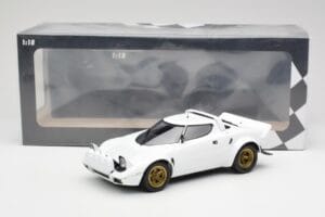 Lancia Stratos HF Stradale ホワイト Minichamps 1:18 155741700 メタル - 画像 6/6