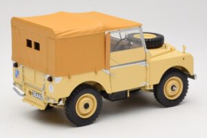 Land Rover 88 Series I RAF Beige Minichamps 1:18 150168911 メタル - 画像 3/8