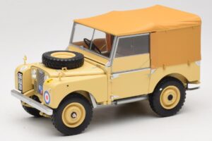 Land Rover 88 Series I RAF Beige Minichamps 1:18 150168911 メタル
