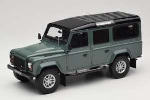 Land Rover Defender Station Wagon Keswick Green GT Spirit 1:18 GT527 レジン