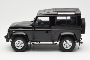 Land Rover Defender 90 Santorini ブラックメタリック Kyosho 1:18 08901BK メタル - 画像 4/8