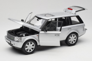 Land Rover Range Rover L322 シルバー Welly 1:18 12536W メタル - 画像 2/8