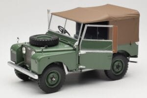 Land Rover Series 1 88 グリーン Minichamps 1:18 150168912 メタル - 画像 2/8