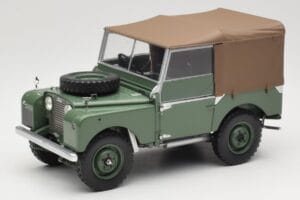 Land Rover Series 1 88 グリーン Minichamps 1:18 150168912 メタル