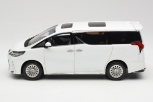 Lexus LM300h White Pearl Kyosho 1:18 08963WP メタル - 画像 4/8