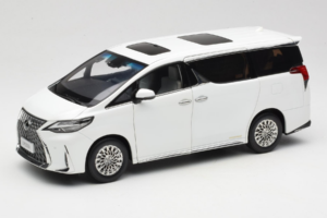 Lexus LM300h White Pearl Kyosho 1:18 08963WP メタル