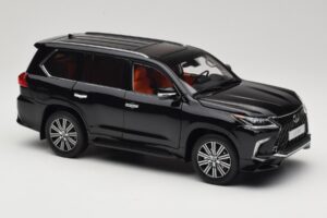 Lexus LX570 J200 ブラック LCD 1:18 LCD18010-BL メタル - 画像 6/8