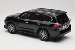 Lexus LX570 J200 ブラック LCD 1:18 LCD18010-BL メタル - 画像 7/8