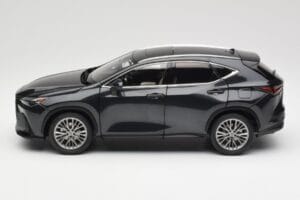 Lexus NX450h+ AZ20 ブラック Kyosho 1:18 08968GBK レジン - 画像 4/8