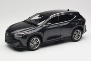 Lexus NX450h+ AZ20 ブラック Kyosho 1:18 08968GBK レジン