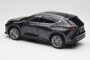 Lexus NX450h+ AZ20 ブラック Kyosho 1:18 08968GBK レジン - 画像 7/8