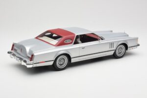 Lincoln Continental Mark V Coupe シルバー BoS Models 1:18 BOS084 レジン - 画像 2/6