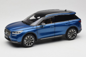 Lincoln Corsair ブルー OEM 1:18 LINCOLN001 メタル