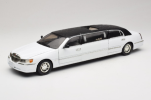 Lincoln Limousine ホワイト Sun Star 1:18 1260 メタル