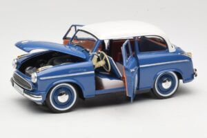 Lloyd Alexander TS #234 ブルー Revell 1:18 08463 メタル - 画像 2/8
