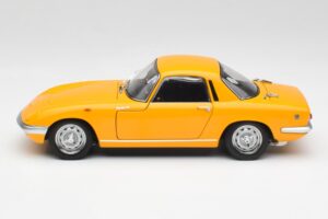 Lotus Elan S/E Racing イエロー AUTOart 1:18 75352 メタル - 画像 4/8