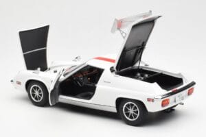 Lotus Europa Special サーキットの狼 一貴勇也 マンガ映画 AUTOart 1:18 75396 コンポジット - 画像 5/8