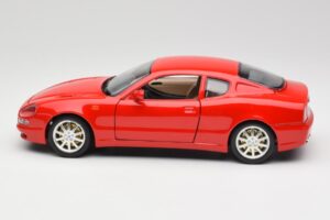 Maserati 3200 GT レッド スペシャルコレクション Bburago 1:18 30071 メタル - 画像 4/8