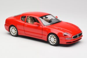 Maserati 3200 GT レッド スペシャルコレクション Bburago 1:18 30071 メタル - 画像 6/8