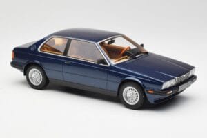 Maserati Biturbo クーペ ダークブルー メタリック Minichamps 1:18 107123500 メタル - 画像 4/6