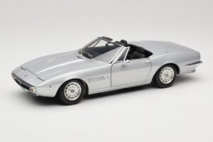 Maserati Ghibli Spyder シルバー Minichamps 1:18 100122330 メタル