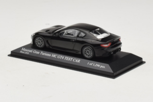 Maserati GranTurismo MC GT4 ブラック Minichamps 1:43 400101202 メタル - 画像 3/4