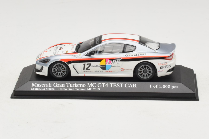 Maserati GranTurismo MC GT4 #12 Sperati / La Mazza Maserati MC 2010 Minichamps 1:43 400101212 メタル