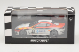 Maserati GranTurismo MC GT4 #28 Smurra / Piancastelli Maserati MC 2010 Minichamps 1:43 400101228 メタル - 画像 5/5