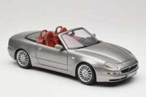 Maserati 4200 GT Spyder グレー Bburago 1:18 18-12019 メタル - 画像 6/8