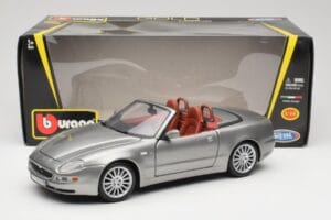 Maserati 4200 GT Spyder グレー Bburago 1:18 18-12019 メタル - 画像 8/8