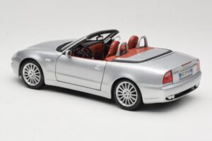 Maserati Spyder シルバー Maisto 1:18 31667 メタル - 画像 7/8