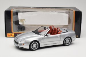 Maserati Spyder シルバー Maisto 1:18 31667 メタル - 画像 8/8