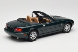 Mazda MX-5 NA Emerald Green Gate 1:18 01017 メタル - 画像 3/8
