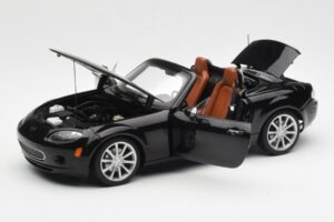Mazda MX-5 NC Roadster リトラクタブルハードトップ US仕様 ブラック AUTOart 1:18 75971 メタル - 画像 2/10