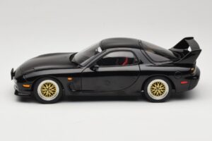Mazda RX-7 FD Tuned Version Brilliant Black AUTOart 1:18 75968 メタル - 画像 4/8