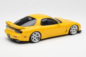 Mazda RX-7 FD Type R Bathurst R イエロー Otto 1:18 OT397 レジン - 画像 2/6