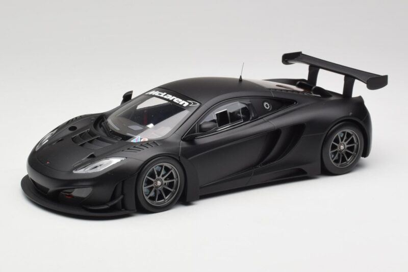 McLaren 12C GT3 カーボン マットブラック Minichamps 1:18 McLaren 12C GT3 カーボン マットブラック Minichamps 1:18 151121390 メタル