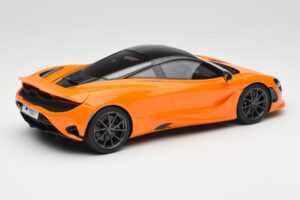 McLaren 750S McLaren Orange TopSpeed 1:18 TS0547 メタル - 画像 2/6