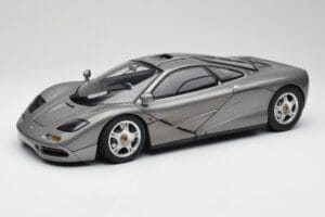McLaren F1 Dark Silver Minichamps 1:12 530133124 メタル
