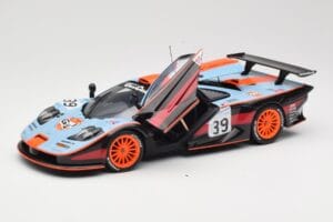 McLaren F1 GTR #39 Gulf R. Bellm / A. Gilbert / M. Sekiya 24 Hours of Le Mans 1997 UT Models 1:18 39725 メタル - 画像 2/8