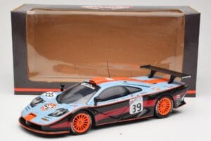 McLaren F1 GTR #39 Gulf R. Bellm / A. Gilbert / M. Sekiya 24 Hours of Le Mans 1997 UT Models 1:18 39725 メタル - 画像 8/8