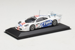 McLaren F1 GTR #9 Fina P. Kox / R. Ravaglia / A. Montermini 24 Hours of Le Mans 1997 Minichamps 1:43 MCLAREN002 メタル - 画像 2/5