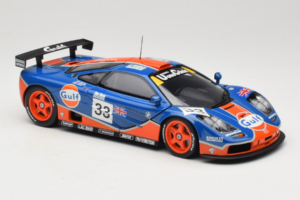 McLaren F1 GTR Gulf #33 R. Bellm / M. Weaver / J-J. Lehto 24 Hours of Le Mans 1996 UT Models 1:18 530161833 メタル - 画像 6/8