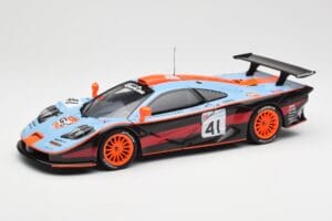 McLaren F1 GTR #41 P-H. Raphanel / C. Gounon / A. Olofsson 24 Hours of Le Mans 1997 UT Models 1:18 39727 メタル