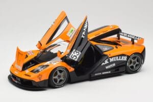 McLaren F1 GTR Kokusai Kaihatsu Racing #53 O. Giroix / J. Sala / P. Deletraz 24 Hours of Le Mans 1996 Minichamps 1:18 5301336 - 画像 2/8