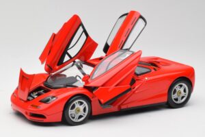 McLaren F1 マグマレッド Minichamps 1:18 530133422 メタル - 画像 2/8
