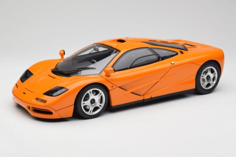 McLaren F1 オレンジ Minichamps 1:12 530133131 メタル