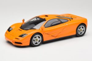 McLaren F1 オレンジ Minichamps 1:18 530133421 メタル