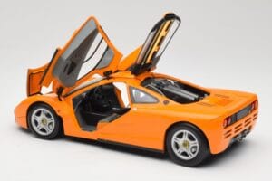 McLaren F1 オレンジ Minichamps 1:18 530133421 メタル - 画像 5/8